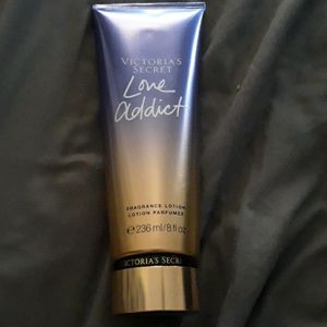 Victoria secret Love Addict Lotion